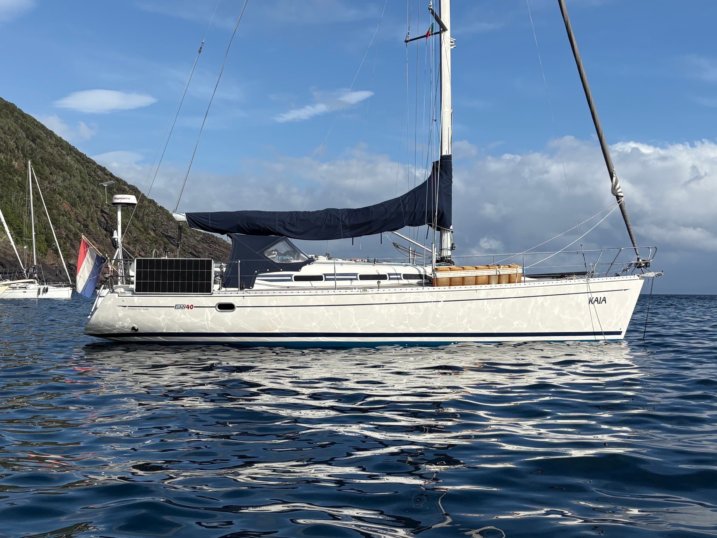 Elan 40 sailing yacht, 2001